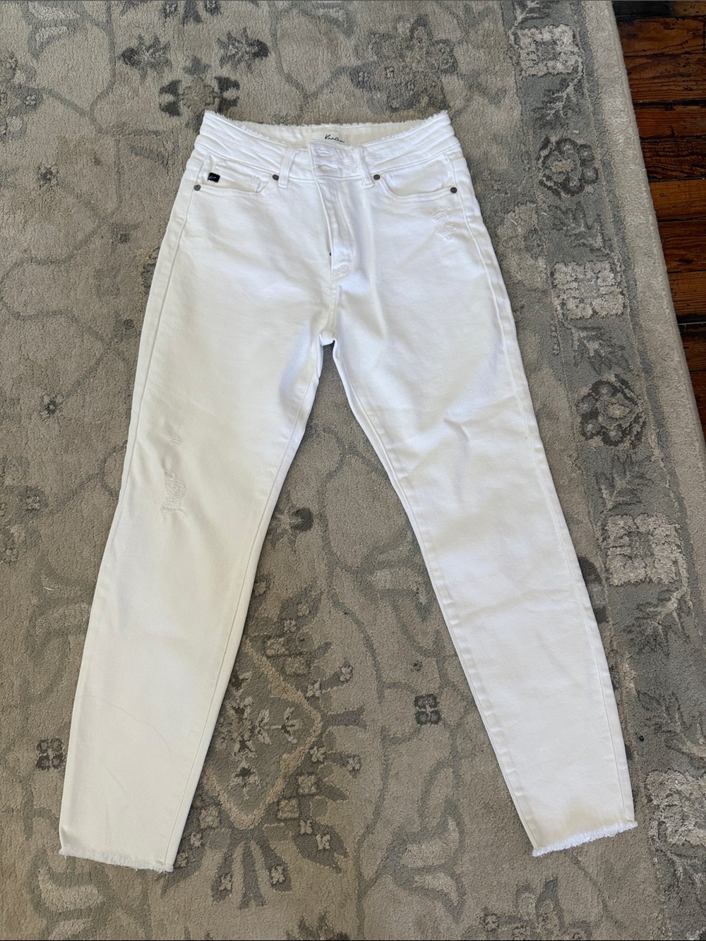 KanCan White High-Rise Slim Taper Jeans